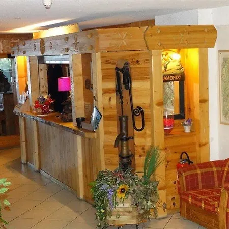 Fontaine Du Mont Blanc & 3* Les Houches