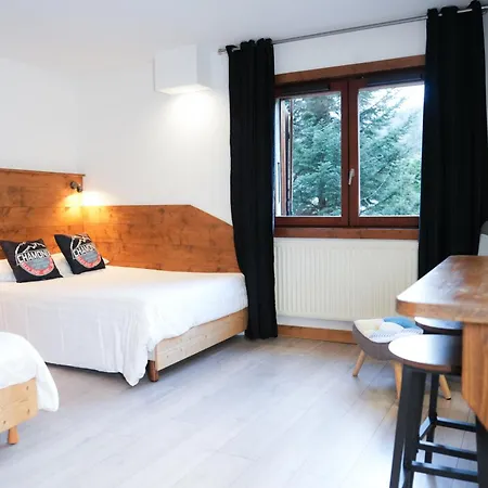 Fontaine Du Mont Blanc & 3*