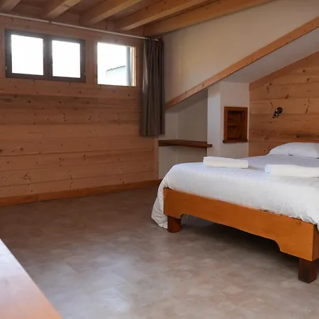 Fontaine Du Mont Blanc & Hotell 3*