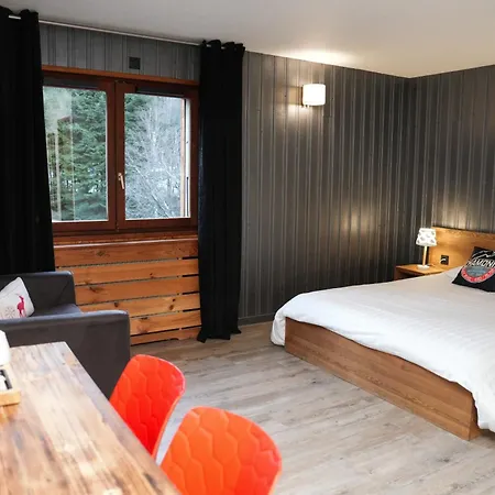 Fontaine Du Mont Blanc & Hotell Les Houches